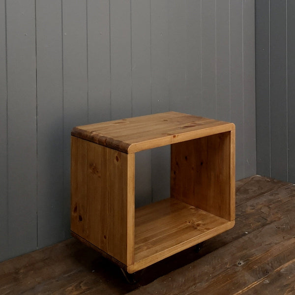 The Cube (Vinyl Record Storage Side Table)